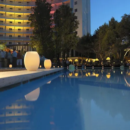 ホテル President 4*