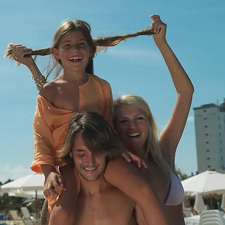 President 锡尔维玛丽娜